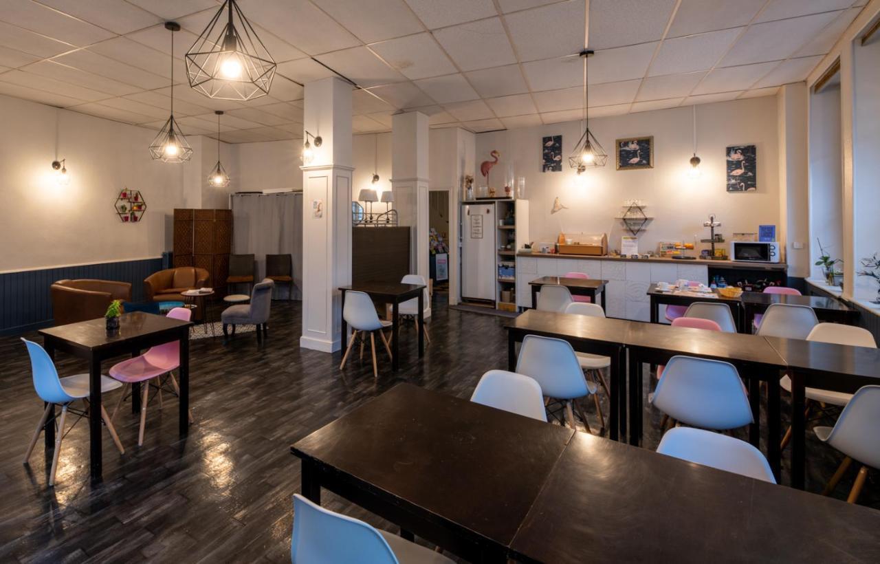 Logis Hotel Au Croissant Buzançais Eksteriør bilde